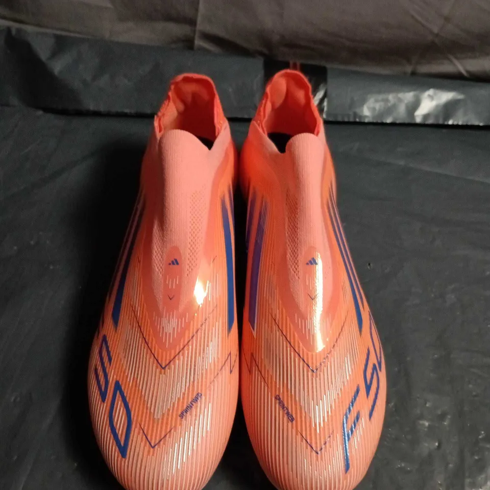 ADIDAS PREDATOR FOOTBALL BOOTS – UK SIZE 6.5