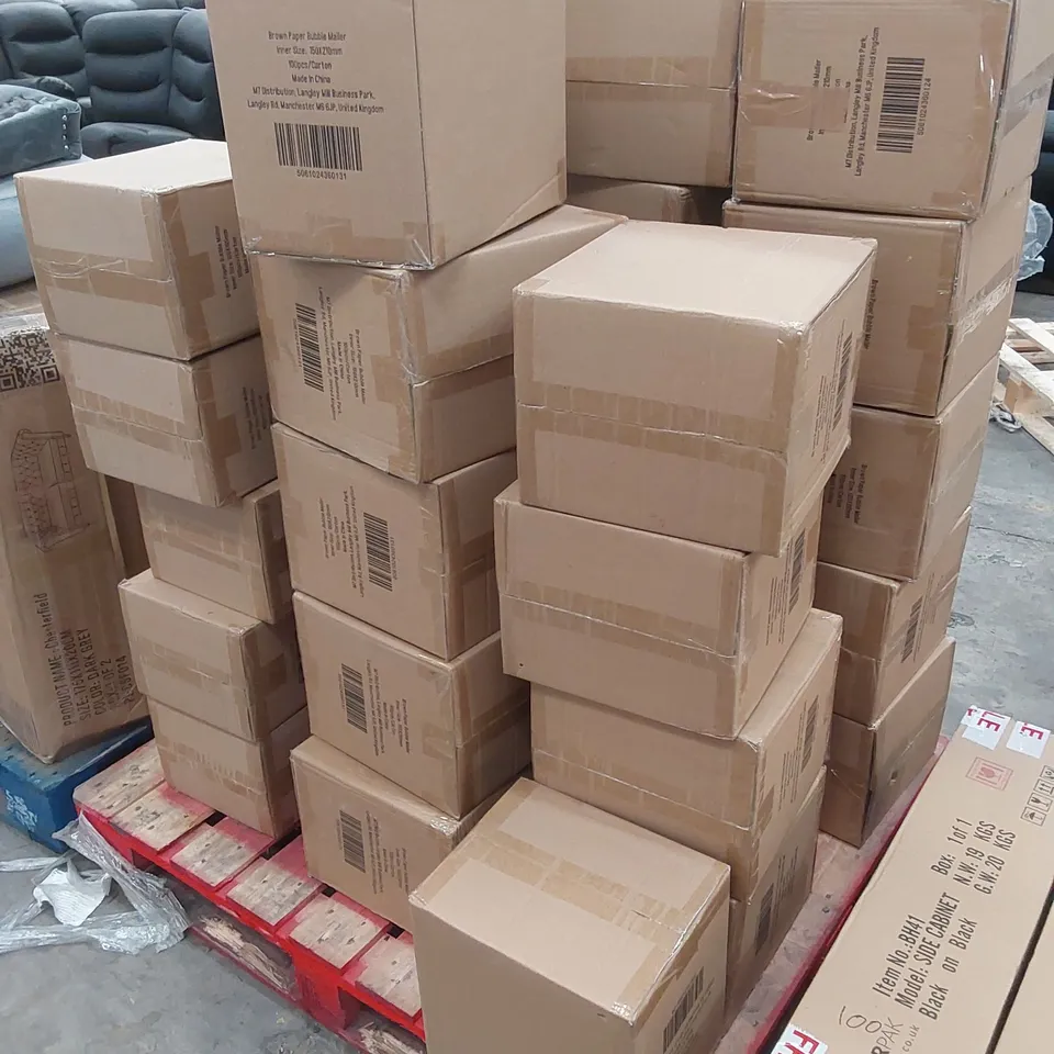 PALLET TO CONTAIN APPROX 30 X BOXES OF BRAND NEW BROWN PAPER BUBBLE MAILER BAGS // SIZES VARY