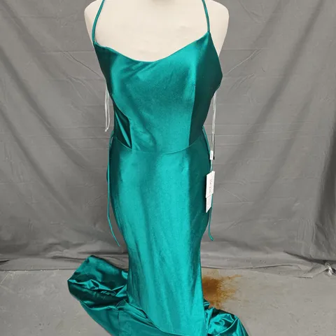 RYLEE EMERALD GREEN PROM DRESS - SIZE 8