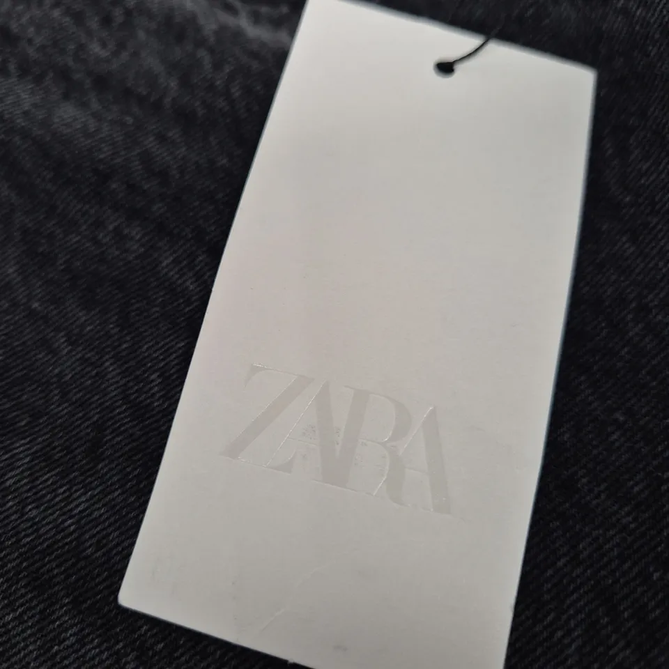 ZARA DENIM JEANS – UK 32 (EU 42 / US 32)
