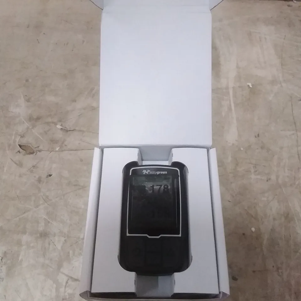 BOXED EASY GREEN HG200 HANDHELD GOLF GPS 