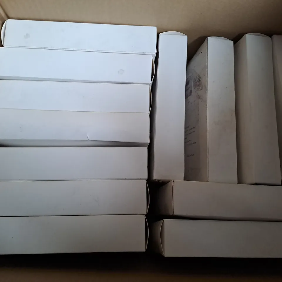 APPROXIMATELY 15 BOXED AND SEALED PARTY GLASSES - 8 PER BOX