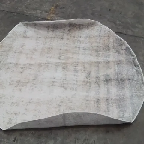 QUALITY DESIGNER AREA RUG - APPROXIMATELY 170X170CM