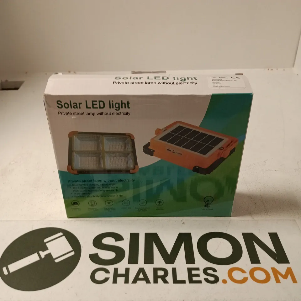 BOXED SOLAR LED LIGHT