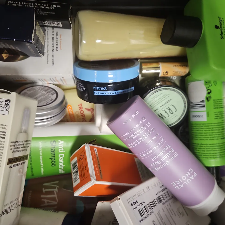 APPROXIMATELY 10 ASSORTED COSMETIC ITEMS TO INCLUDE CIDAL, TREE HUT, ETC - COLLECTION ONLY