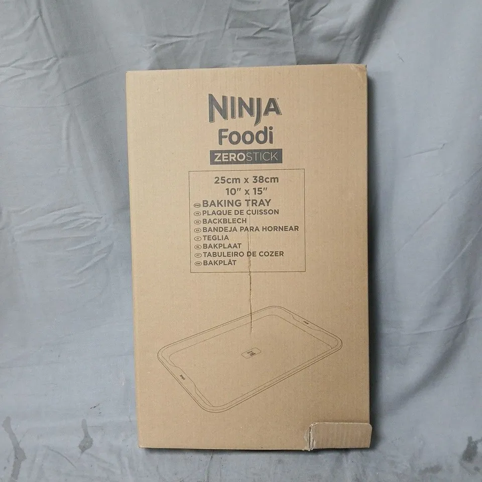 2 x NINJA FOODI ZERO STICK BAKING TRAY 25CM X 38CM