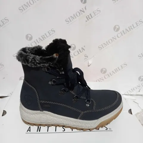 BOXED RIEKER WATER RESISTANT HIKER BOOTS, NAVY - SIZE 3.5