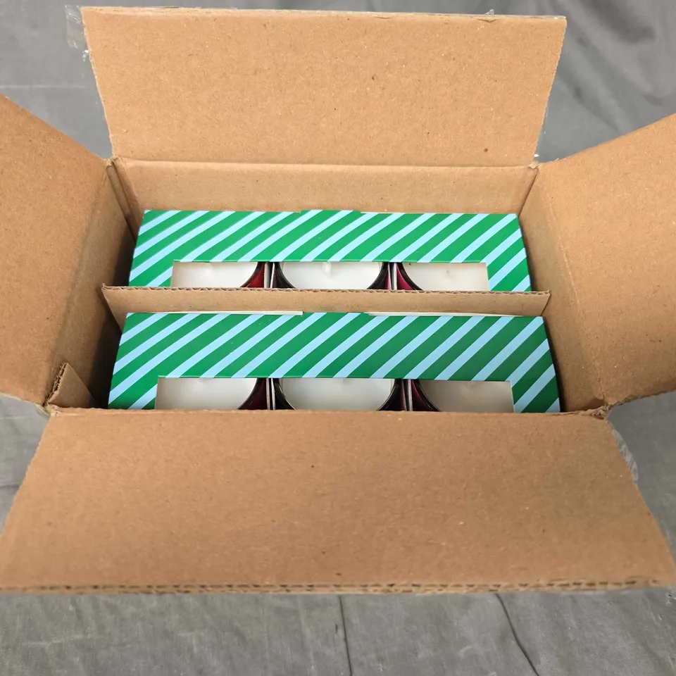 4 X BOXED CHRISTMAS THEMED SCENTED CANDLES - 3 CANDLES PER PACK 