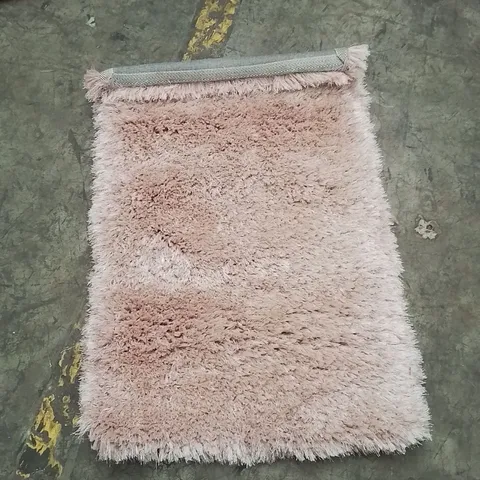 QUALITY DESIGNER AREA RUG - APPROXIMATELY 110X60CM