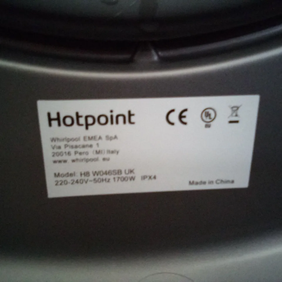 HOTPOINT H8W046SBUK WASHING MACHINE 