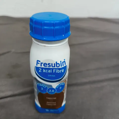 BOX OF APPROXIMATELY 12 ASSORTED FOOD ITEMS INCLUDING FRESUBIN FIBRE DRINK AND MENTOS 