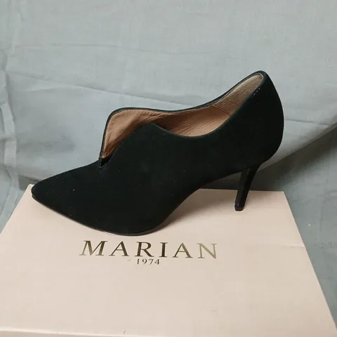 MARIAN DESIGNER SHOES – BLACK SUEDE POINTED-TOE PUMPS, UK 7 (EU 40)