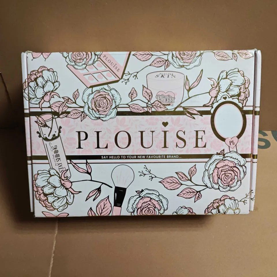SEALED PLOUISE SMALL COSMETICS SURPRISE BOX SET
