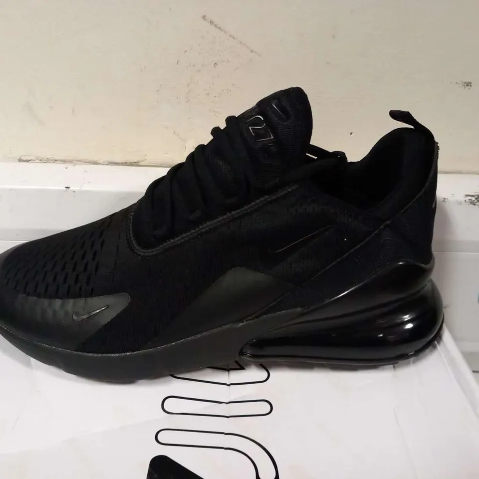 BOXED NIKE AIR MAX 270 SIZE 8.5