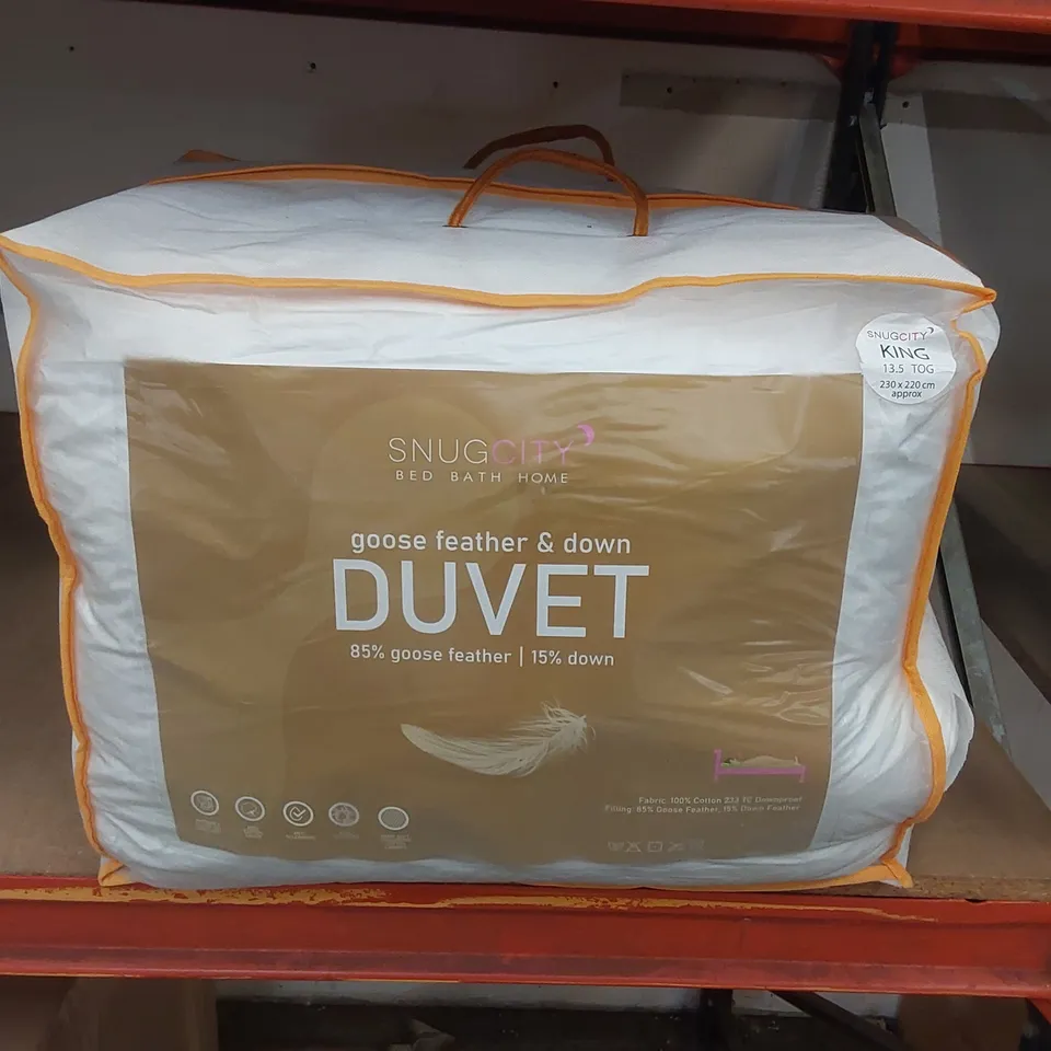 SNUG CITY GOISE FEATHER & DOWN 13.5 TOG DUVET // SIZE: KING 230 X 220cm