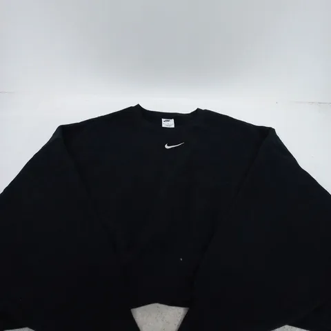 NIKE BLACK SWEATSHIRT – SIZE M