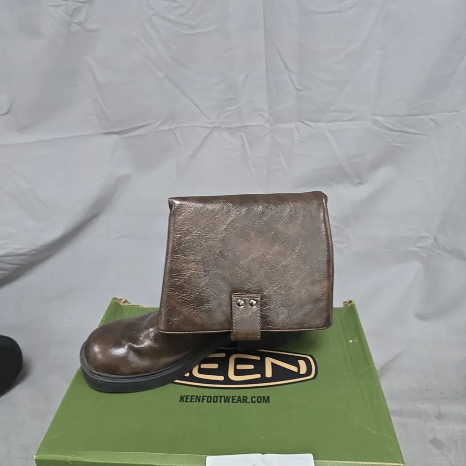 KEEN BROWN LEATHER ANKLE BOOTS WITH BUCKLE STRAPS UK 7