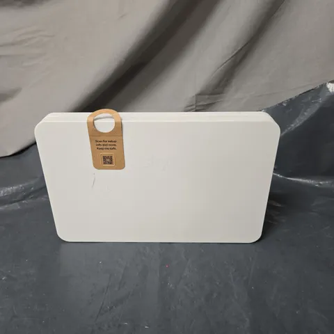 SKY WHITE HOME NETWORKING ROUTER/HUB WITH MULTIPLE ETHERNET PORTS