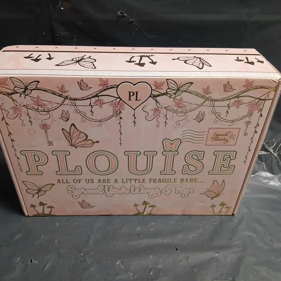 BOXED PLOUISE ALL OF US ARE A LITTLE FRAGILE BABE.... SPREAD YOUR WINGS AND FLY MYSTERY BUNDLE
