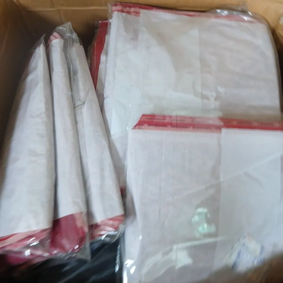 LARGE BOX OF WOMENS CLOTHING ITEMS IN VARIOUS STYLES , COLORS AND SIZES