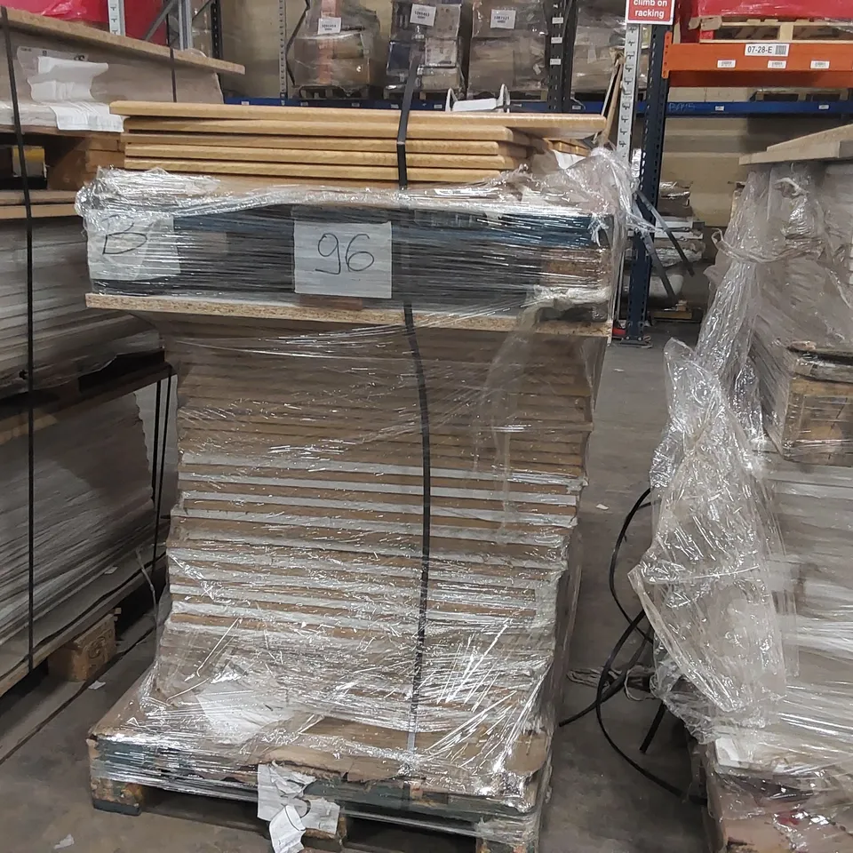 PALLET OF LARGE QUANTITY OF KITCHENS/BEDROOM REPLACEMENT CABINET DOOR/DRAWER/END PANELS IN ASSORTED SIZES