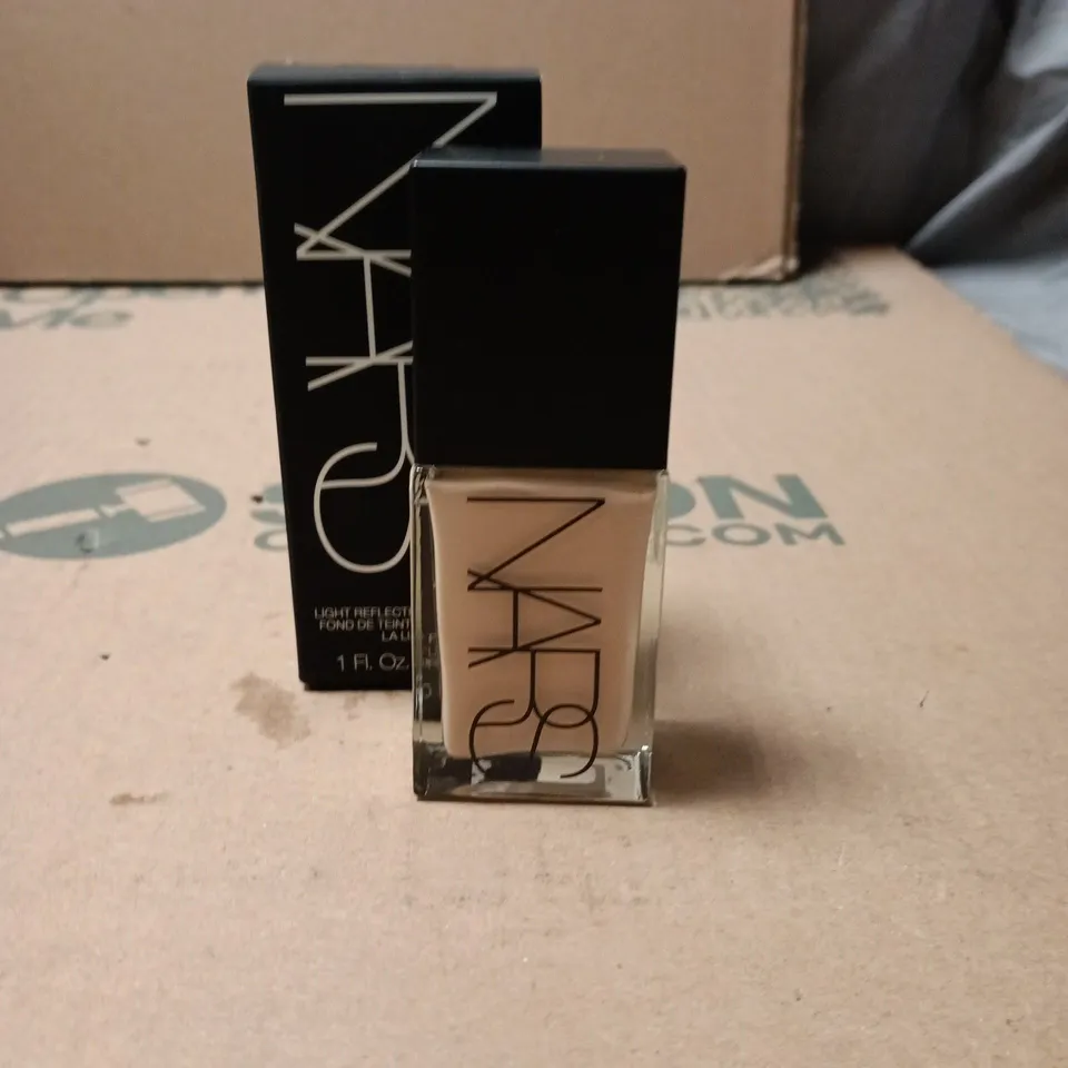 NARS LIGHT REFLECTING FOUNDATION SHADE LIGHT 2 MONT BLANC 30ML