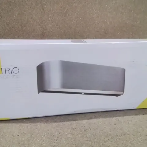BOXED 2 LIGHT LED UP AND DOWN LIGHT