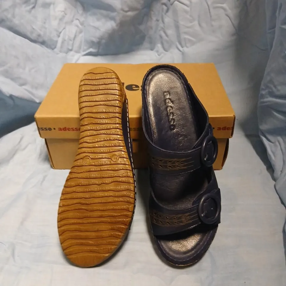 ADESSO NAVY LEATHER WEDGE SANDALS – WOMEN'S UK SIZE 40