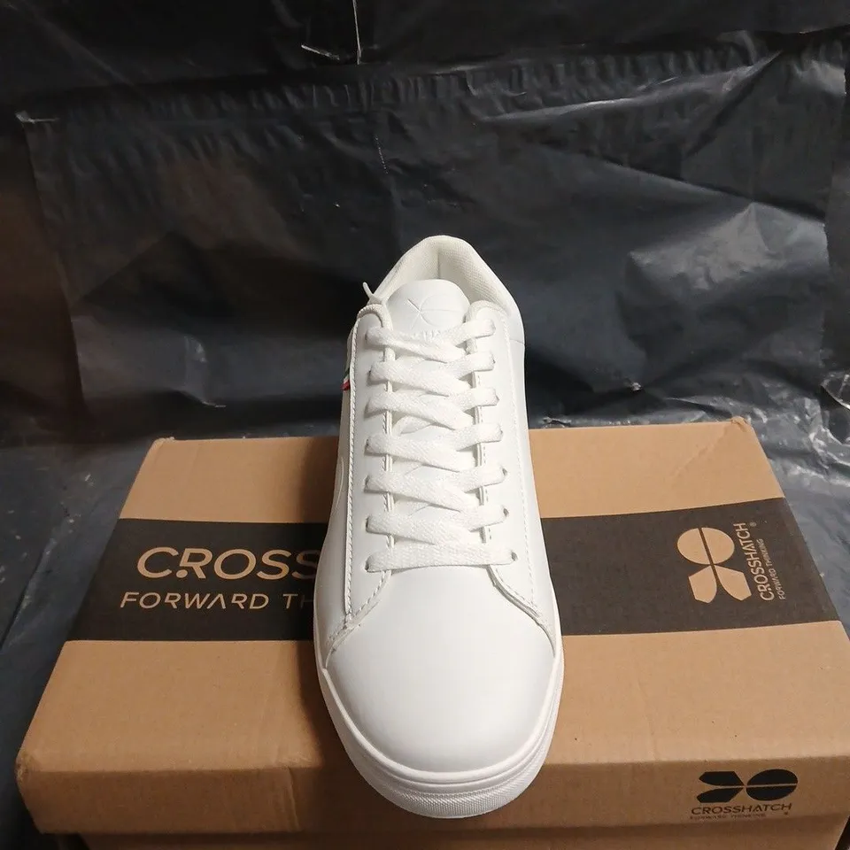 CROSSHATCH WHITE TRAINERS – BOXED 10
