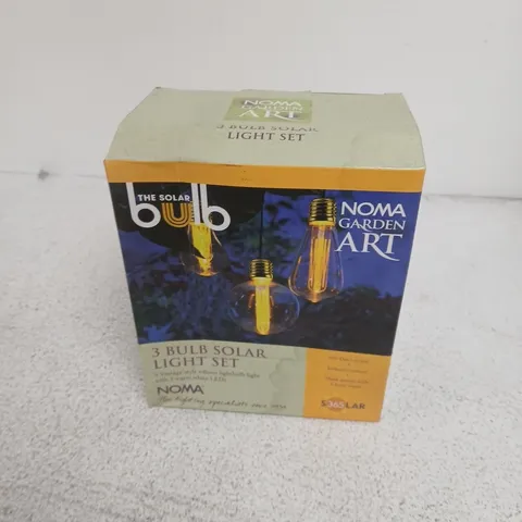NOMA GARDEN ART 3 BULB SOLAR LIGHT SET – BOXED