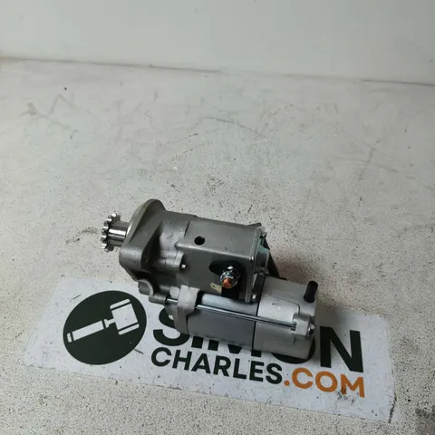 GEARED DC MOTOR WITH GEARBOX AND MOUNTING FLANGE β OUTPUT SHAFT