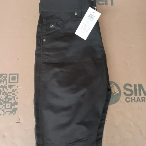 JACK & JONES LONG SHORTS IN BLACK SIZE LARGE