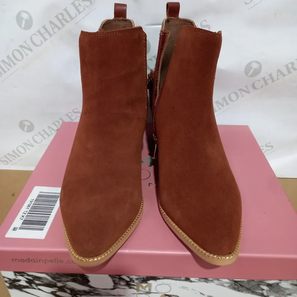MODA IN PELLE BRINLEE ANKLE BOOTS, BROWN - SIZE 7