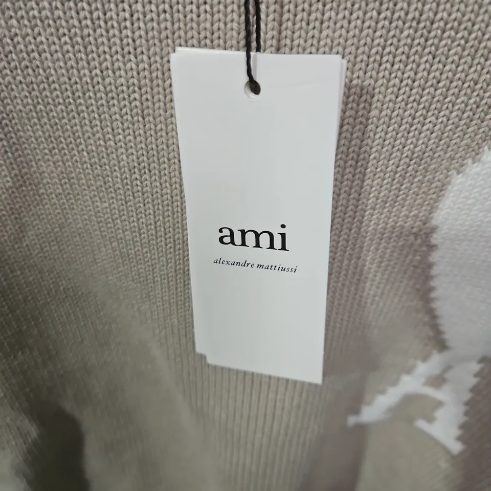 AMI ALEXANDRE MATTIUSSI BEIGE KNIT JUMPER WITH HEART LOGO - SIZE UNSPECIFIED