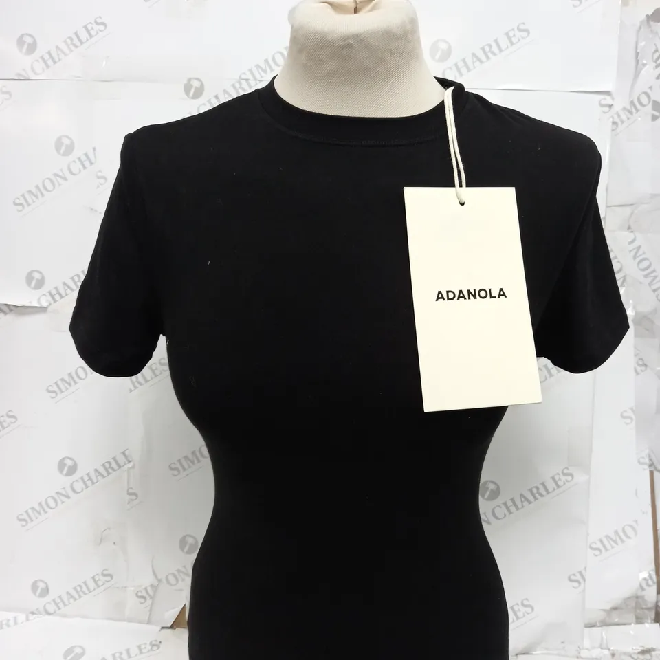 ADANOLA SHORT SLEEVE TOP SIZE M 