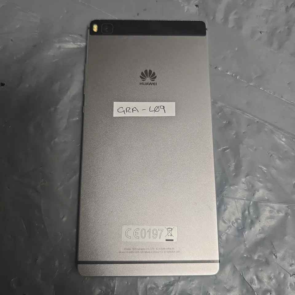 UNBOXED HUAWEI MOBILE PHONE - GRA-L09