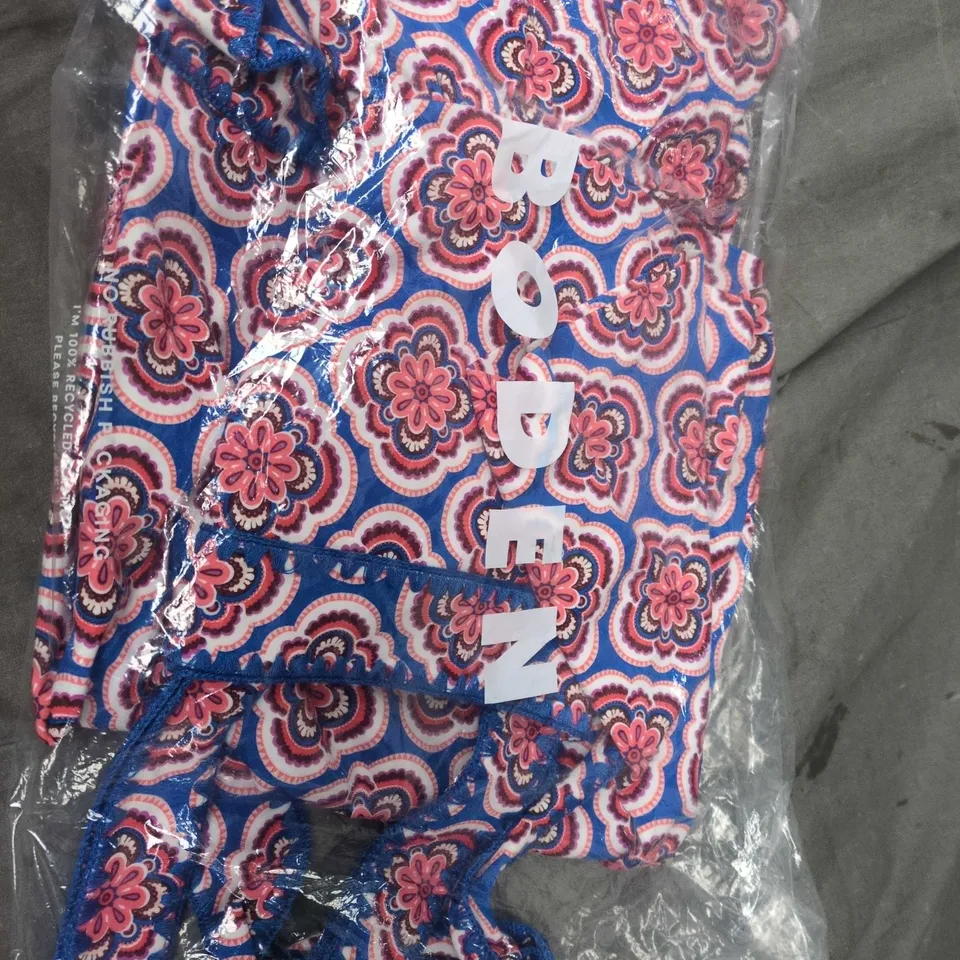 BODEN WOMEN'S PAISLEY PATTERN GARMENT - UK14R 