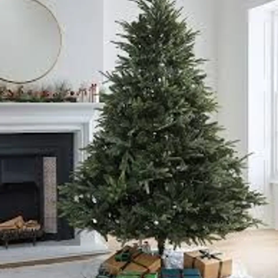 6FT SHERWOOD REAL LOOK FULL CHRISTMAS TREE - COLLECTION ONLY RRP £189.99