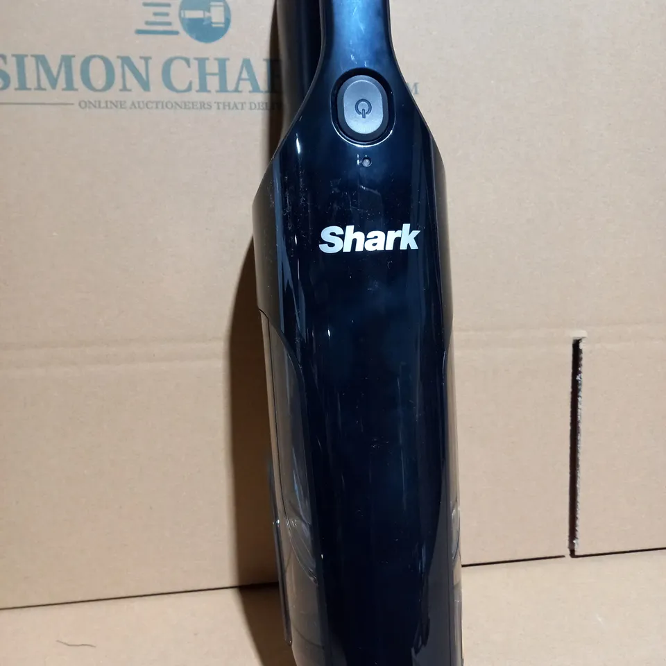 SHARK CH950UKT CORDLESS HANDHELD VAC