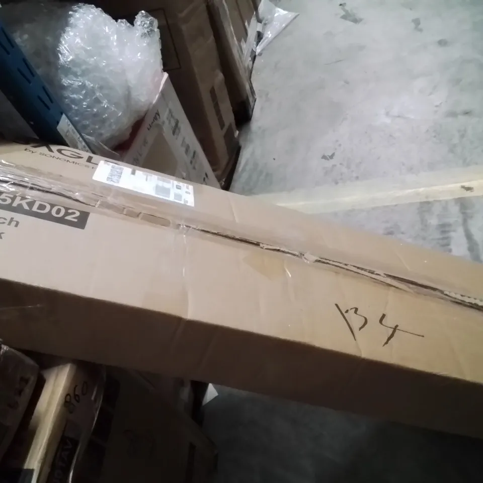 BOXED SONGMICS SHOE BENCH 