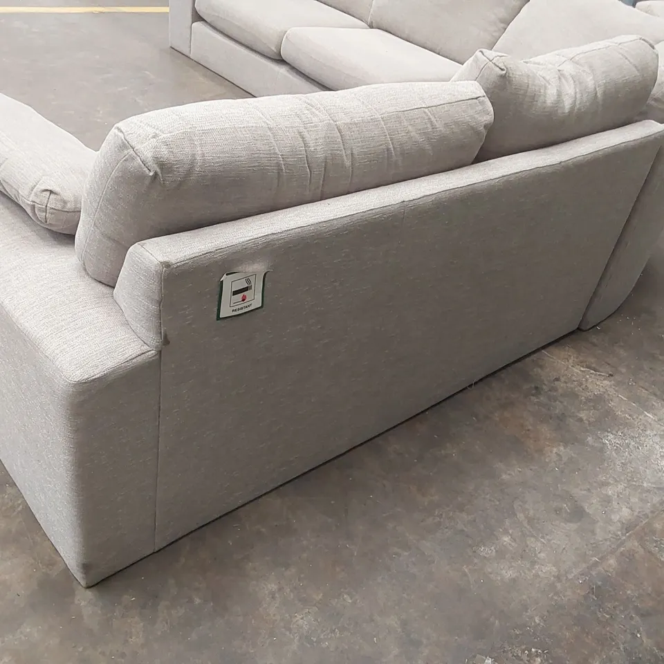 QUALITY DESIGNER LIGHT GREY FABRIC UPHOLSTERED LH CORNER SOFA 