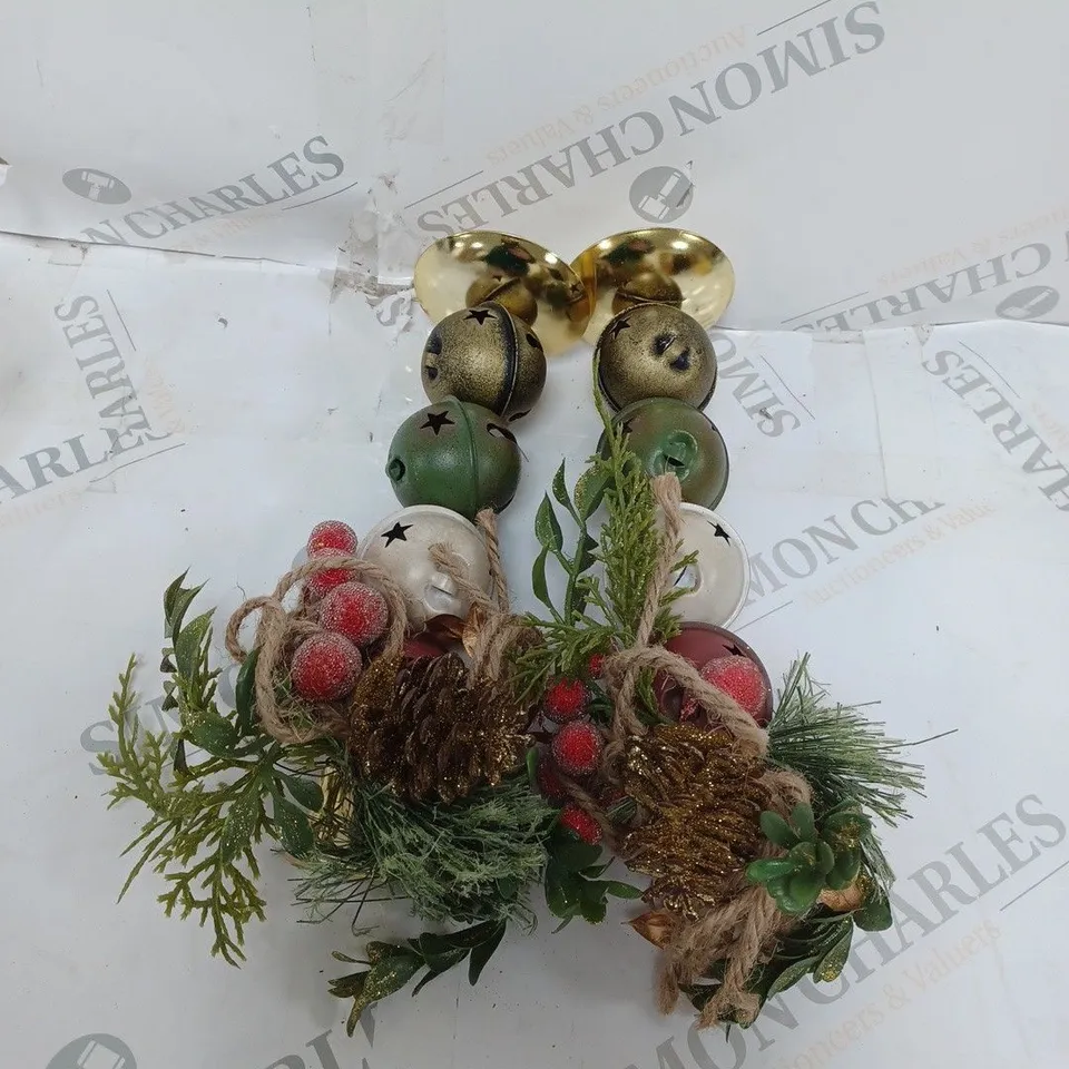 BOXED SET OF 2 LEC CANDLE HOLDERS