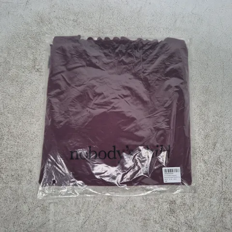 BAGGED NOBODY'S CHILD BABYLOCK LONG SLEEVE SLASH NECK RIB TOP IN BURGUNDY SIZE UK 10