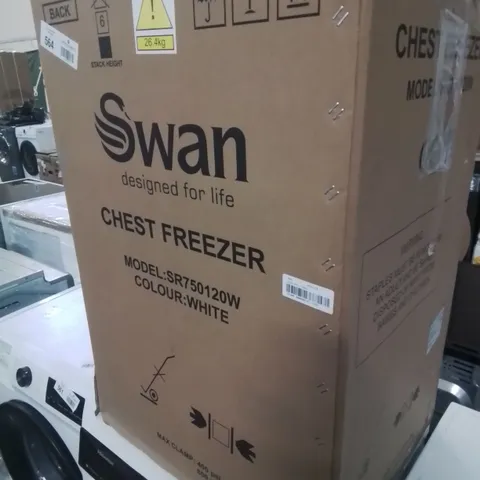 BOXED SWAN SR750120W 99L CHEST FREEZER - WHITE