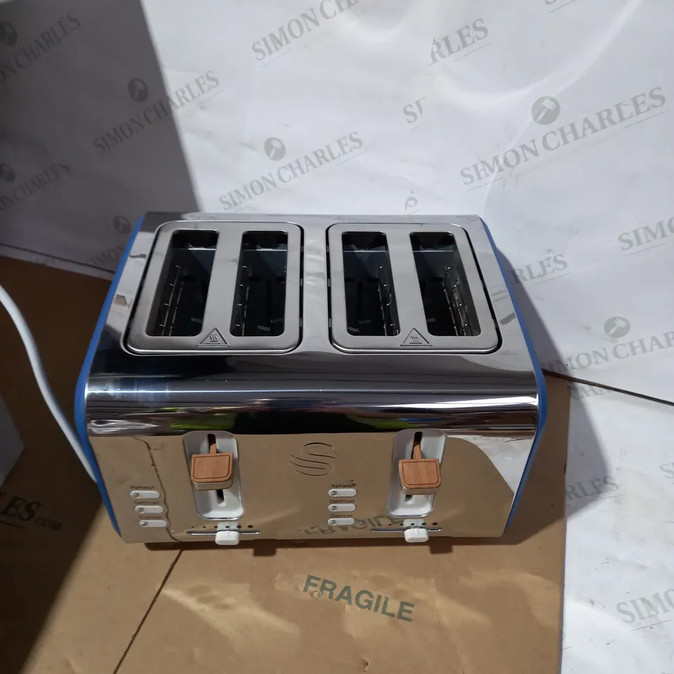 SWAN NORDIC 4 SLICE TOASTER BLUE