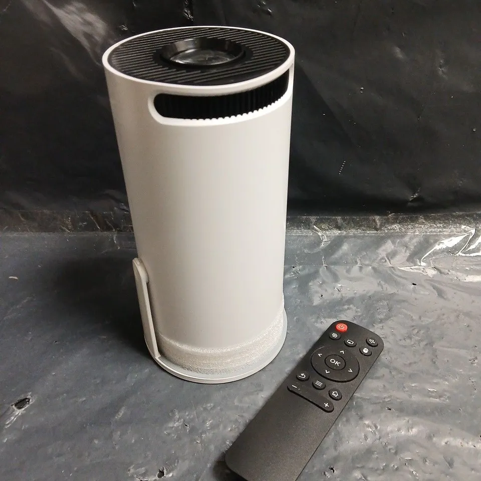 ULTRA HD LED PROJECTOR 