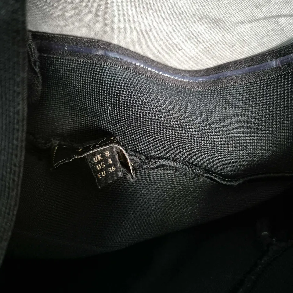 LIPSY WOMEN'S BLACK LONG-SLEEVE DRESS - UK 8