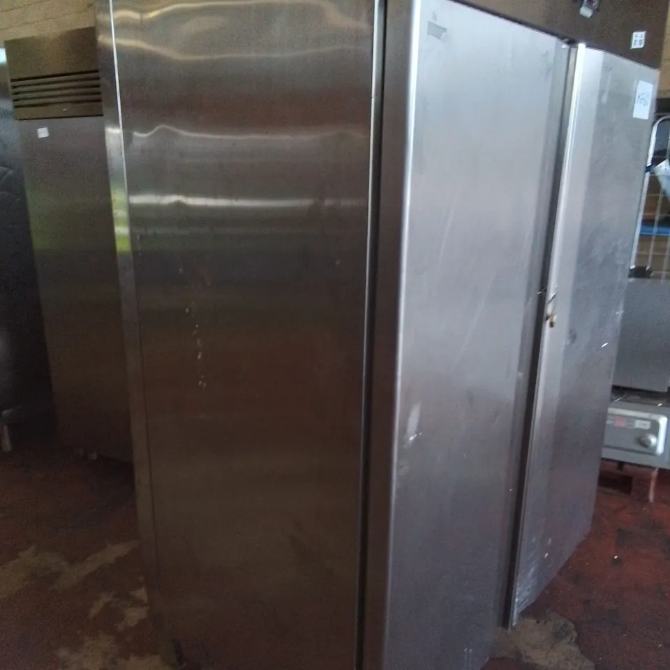 LARGE COMMERCIAL DOUBLE DOOR STAINLESS FOOD REFRIGERATOR UNIT 