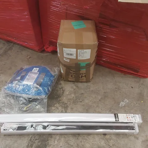 PALLET CONTAINING A LARGE QUANTITY OF ASSORTED ITEMS INCLUDING: MEMORY FOAM MATTRESS TOPPER, EASY RAISER SLING, BLINDS ECT