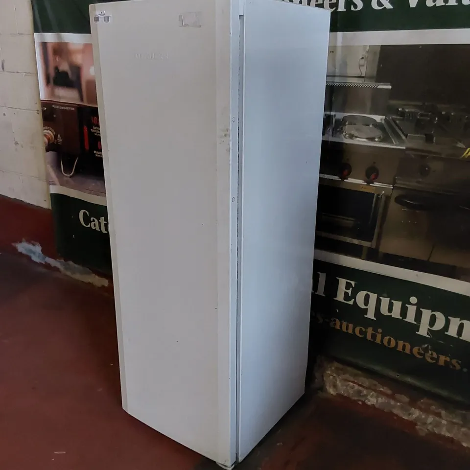 LIEBHERR K-3620 FREESTANDING FRIDGE - WHITE 